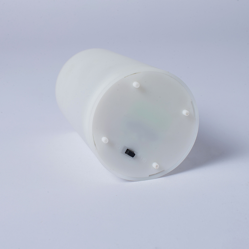Bộ 4 đèn LED năng lượng mặt trời màu trắng